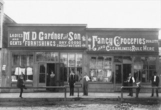 An 1890 General Store