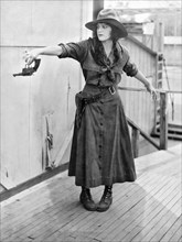 Actress Edna Mae Cooper