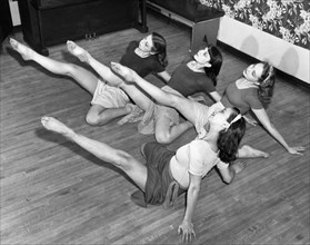 Dancers Warmup Exercises