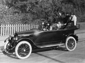 Five Women Out For A Drive