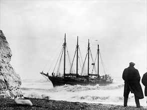 Schooner Shipwreck