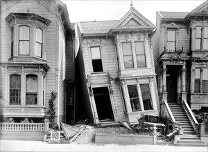 1906 Earthquake Damages Homes