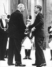 Kennedy & de Gaulle Meet