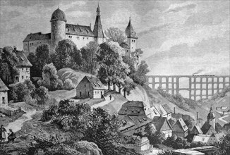Castle mylau and the goeltztalbruecke bridge