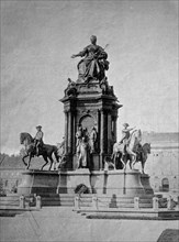 Maria theresa monument in vienna
