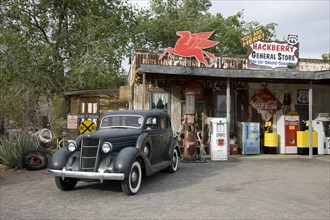 Hackberry General Store, Route 66 2009