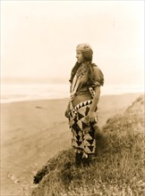 Woman's primitive dress 1923