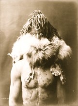 Haschezhini--Navaho 1904