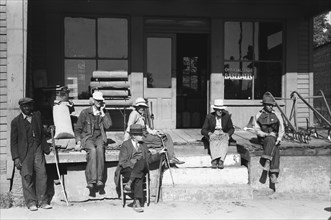 Men in front of store at Irvington, Kentucky 1938
