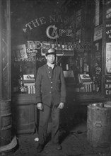 Jewish Messenger in Manhattan work for Postal Telegraph 1908