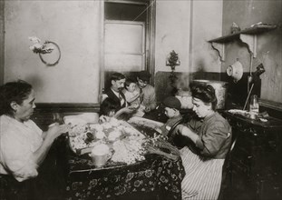 Italian Family makes flowers from their tenement apartment 1911