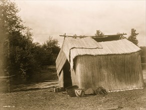 A mat house, Skokomish 1913