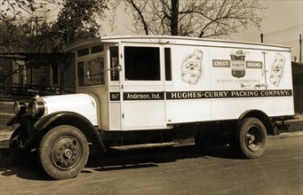 Hughes-Curry Packing Company, Crest-Purity-Brand Delivery Truck