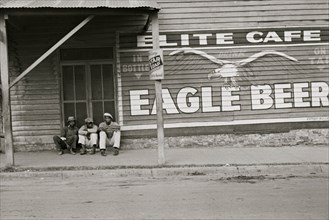 African American  Street scene, Natchez, Mississippi 1935