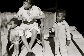 African American Family of Black sharecropper, Little Rock, Arkansas 1939