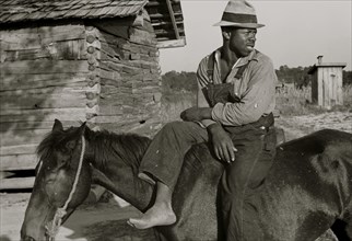 African American Strawberry picker, Hammond, Louisiana 1935
