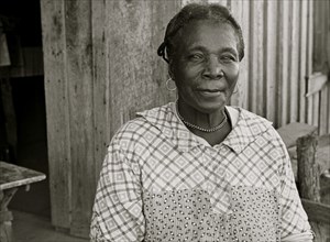 African American Wife of sharecropper, Pulaski County, Arkansas 1935