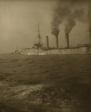An American cruiser arrives in New York 1905