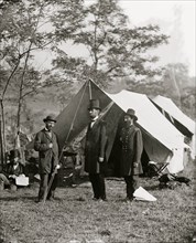 Antietam, Md. Allan Pinkerton, President Lincoln, and Maj. Gen. John A. McClernand 1862