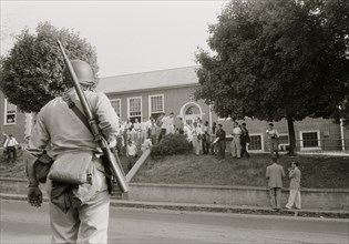 Clinton, TN, school integration conflicts 1957