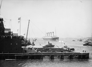 Arrival of the White Star Line's Olympic, in New York Harbor 1910