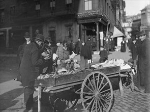 Banana Vendor sells from Cart 1900