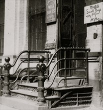 Boy Wanted sign. West 19[th] Street. Location: New York, New York 1916