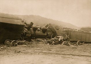 Break in Austin Dam in Pennsylvania washes out a train and locomotive 1911