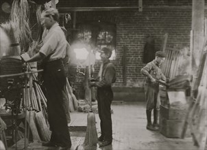 Broom Manufacturing 1908