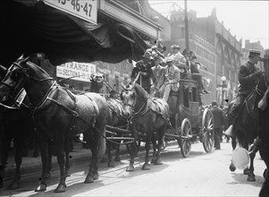 California Republicans Stage a Coach to the Chicago Convention 1912