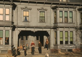 Children in the tenement district, Brockton, Mass 1910