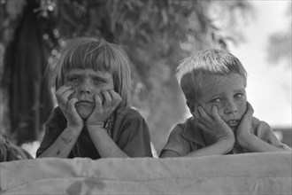 Children of Oklahoma drought refugee 1936