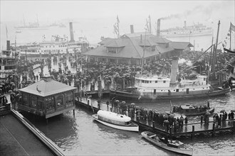 Hampton Roads Revels in the Return of the American Fleet 1909
