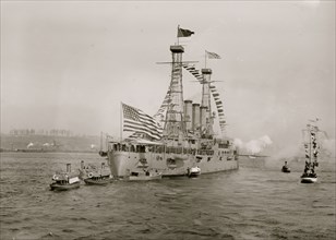 CONNECTICUT U.S.N. saluting MAYFLOWER 1914