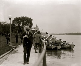 Crash of Navy plane on Haynes Point, 5/13/25 1925