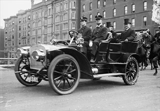 Croker, Hayes and Mayor McClellan in carriage, New York 1896