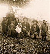 Digger Indian family 1906