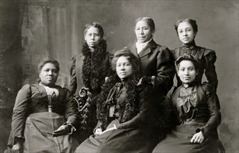 Executive board of Women's League, Newport, R.I. 1899