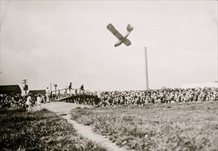 Fall of the Kirby Plane during an air show 1922