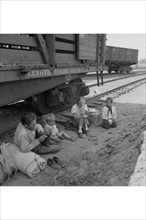 Freight Train Family 1939