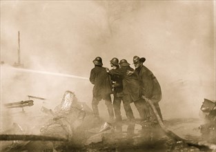 Firefighters, Firemen, Hoses, 1910