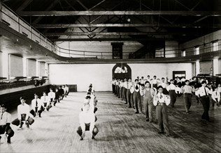 Five American students in physical education class, Carlisle Indian School, Carlisle, Pennsylvania 1903