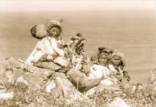 Eskimo children 1929