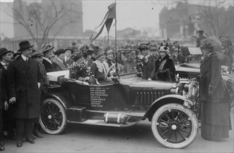 Golden Flyer leaving N.Y., 4/6/16 1916