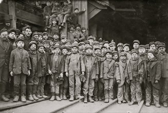 Group of boys working in #9 Breaker Pennsylvania Coal Co., Hughestown Borough, Pittston, Pa.  1908