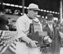 Baseball Player Becomes a Cameraman 1911