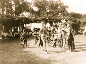 Skidi and Wichita dancers 1927