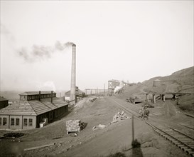 Iron mine, Red Mountain, Birmingham, Alabama 1906