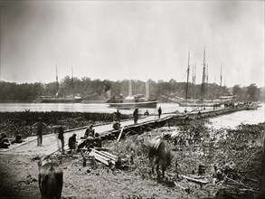 James River, Va. Pontoon bridge 1863