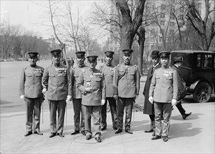 Japanese Officers Visit DC 1918